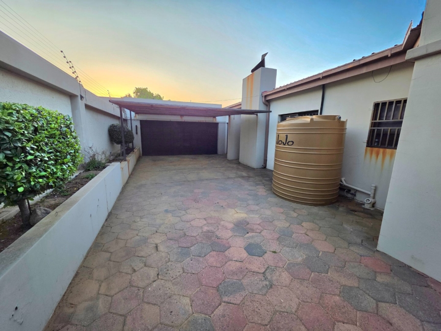 3 Bedroom Property for Sale in Eureka Free State